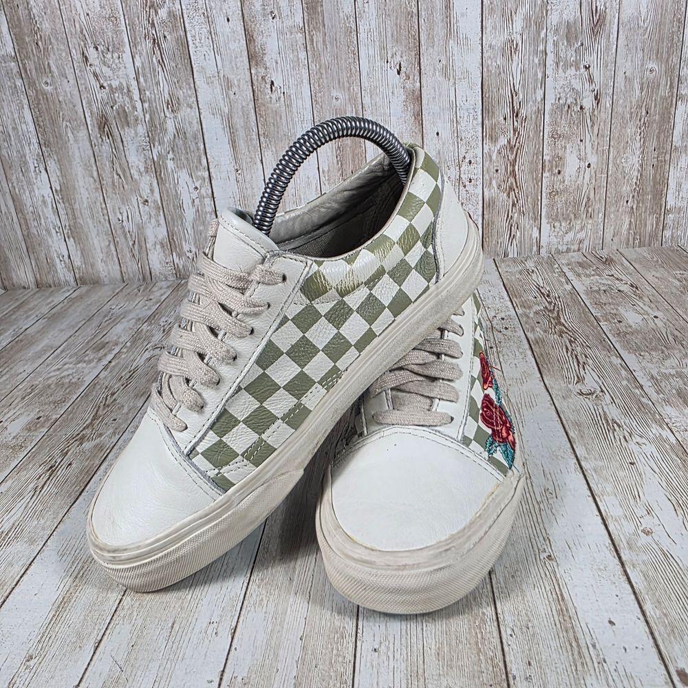 Vans Old Skool Rose Embroidery Checkered Skate Sneakers Shoes Women's‎ 7.5 - Picture 5 of 8